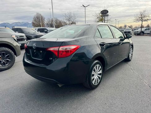 Used 2018 Toyota Corolla LE image 7