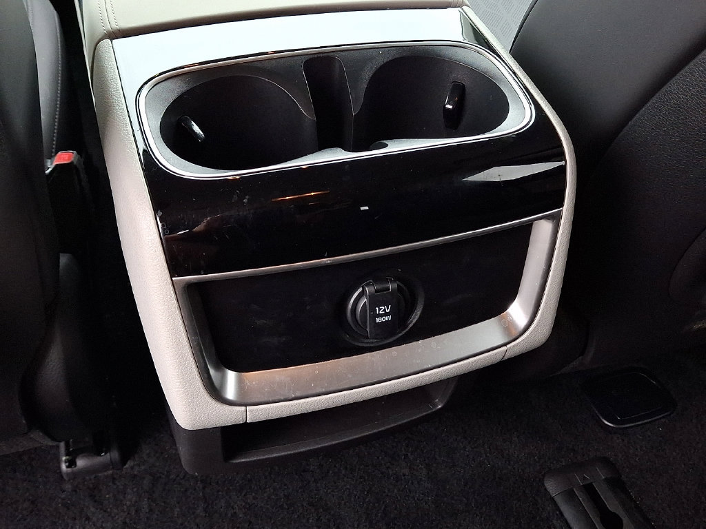 Certified 2024 Kia Carnival EX FWD image 14