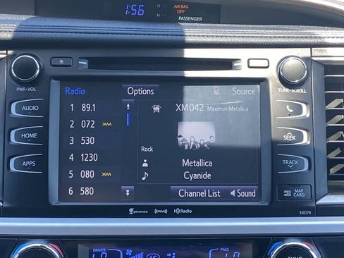 Certified 2018 Toyota Highlander XLE AWD/4WD image 16