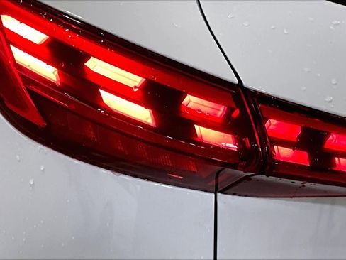 New 2025 Audi Q5 Premium Plus image 14