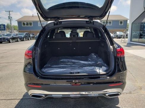 New 2025 Mercedes-Benz GLC 300 GLC 300 image 8