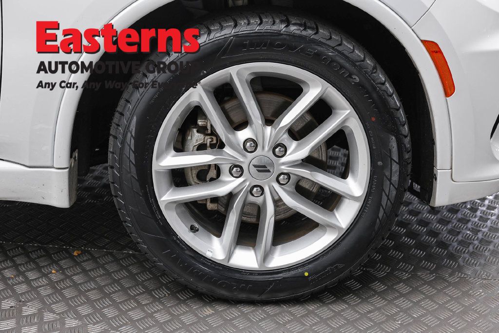 Used 2024 Dodge Durango GT RWD image 33