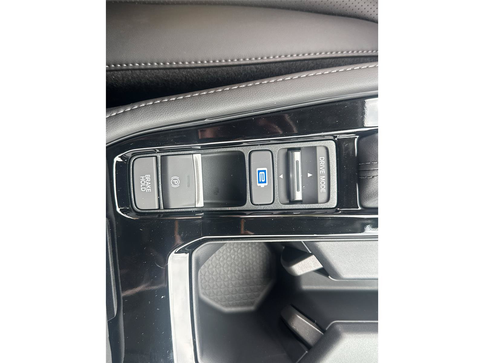 New 2026 Honda Accord Hybrid Touring image 15