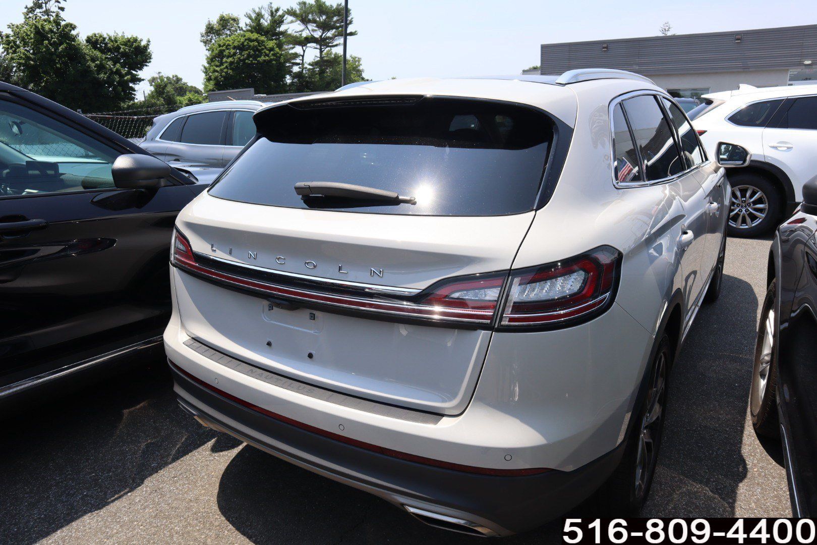 Used 2022 Lincoln Nautilus Reserve AWD/4WD image 5