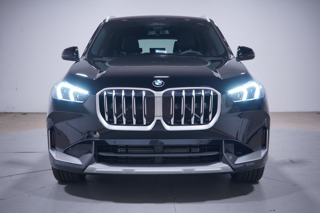 Used 2026 BMW X1 xDrive28i AWD/4WD image 4