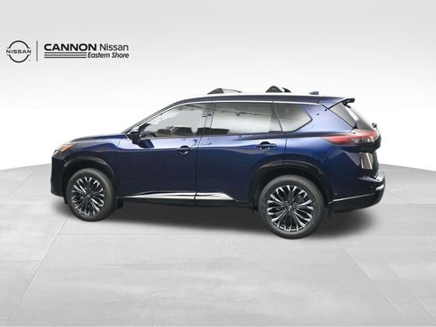 New 2026 Nissan Rogue Platinum w/ Platinum Premium Package image 3