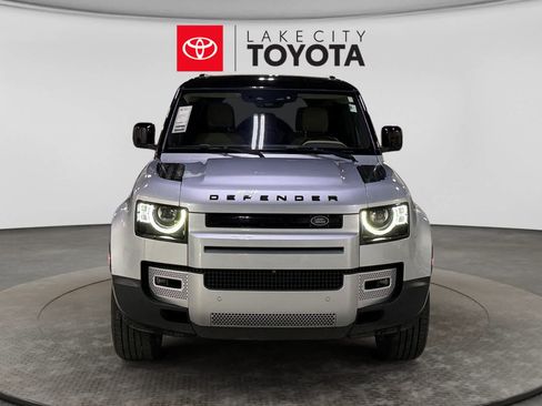 Used 2023 Land Rover Defender 110 S AWD/4WD image 14