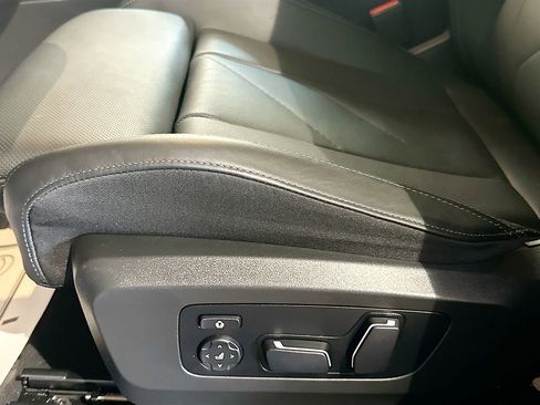 Used 2026 BMW X3 M50 w/ Premium Package AWD/4WD image 19