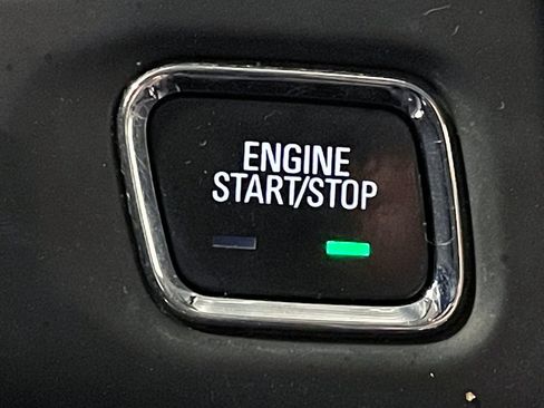 Used 2019 GMC Acadia SLE AWD/4WD image 30