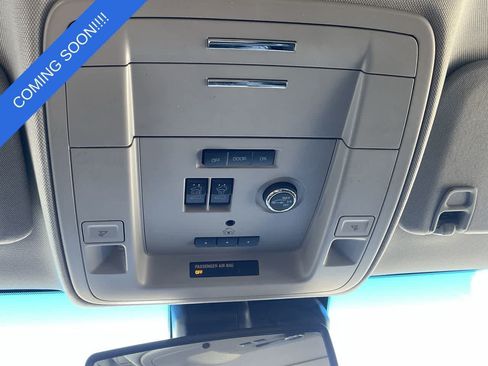Used 2019 Chevrolet Suburban LT AWD/4WD image 36