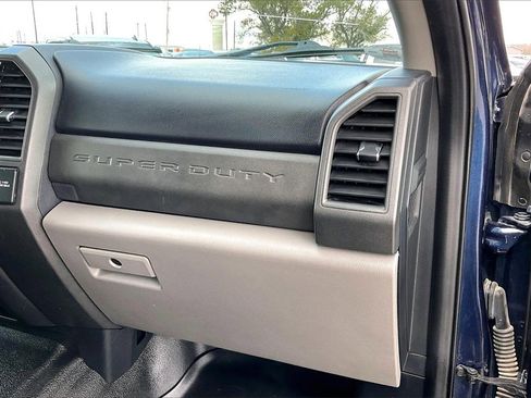 Used 2020 Ford F250 XL w/ STX Appearance Package image 23