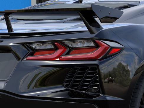 New 2027 Chevrolet Corvette Stingray Coupe w/ Z51 Performance Package RWD image 11