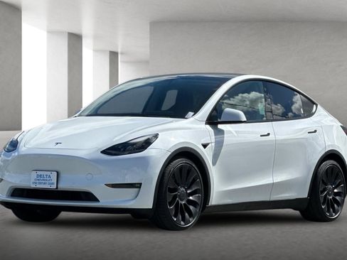 Used 2022 Tesla Model Y Performance AWD/4WD image 8