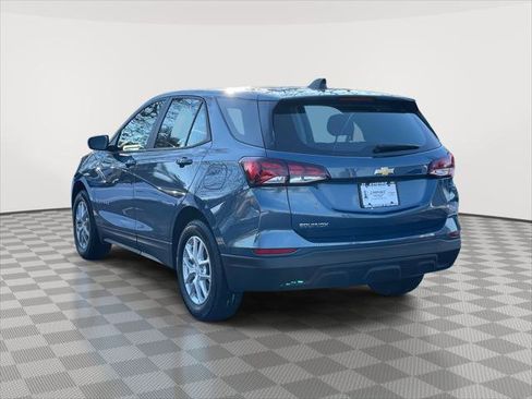 Used 2024 Chevrolet Equinox LS image 5
