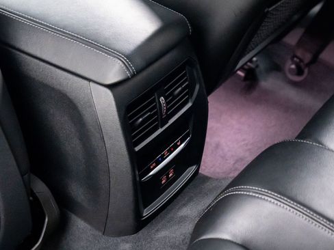 Used 2021 BMW M440i Convertible w/ Premium Package image 15