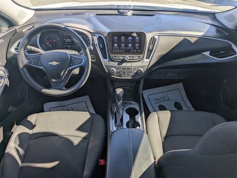 Used 2024 Chevrolet Malibu LT image 14