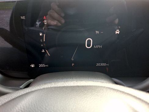 Used 2024 Buick Encore GX Preferred FWD image 13