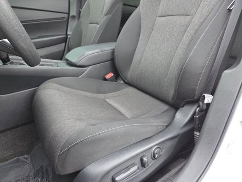 Certified 2024 Honda Accord EX image 26