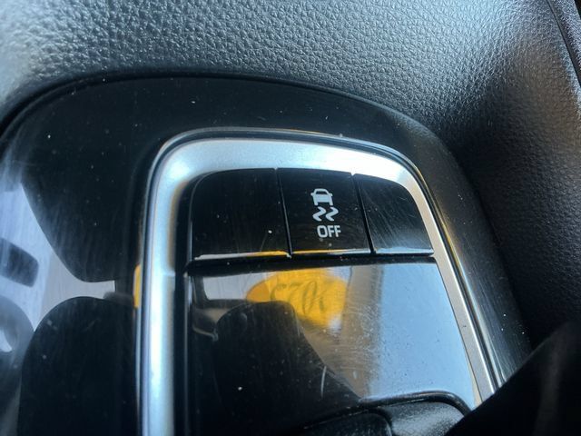 Used 2025 Toyota Corolla LE FWD image 25