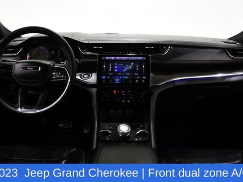 Used 2023 Jeep Grand Cherokee Overland image 8