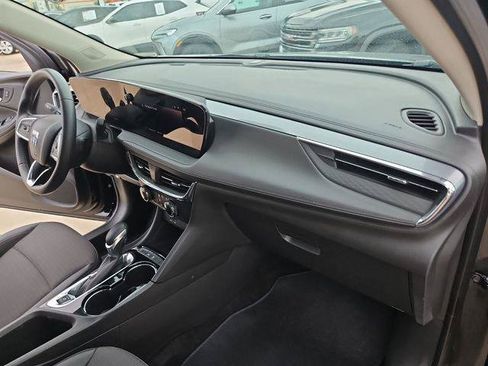 Used 2025 Buick Encore GX Preferred FWD image 25