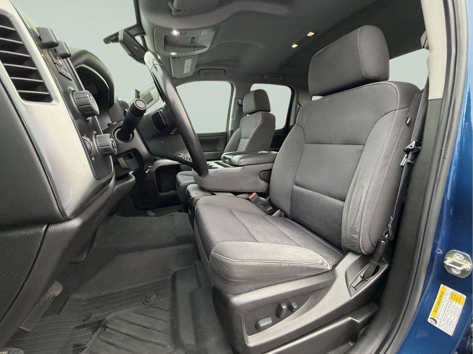 Used 2019 Chevrolet Silverado 1500 LT w/ All Star Edition AWD/4WD image 24