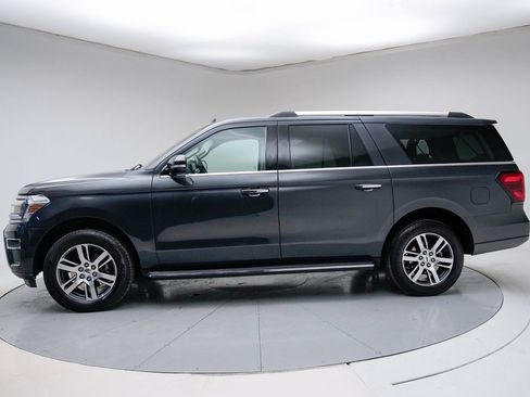 Used 2022 Ford Expedition Max Limited image 6