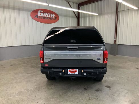 Used 2016 Ford F150 Platinum w/ Equipment Group 701A Luxury AWD/4WD image 12