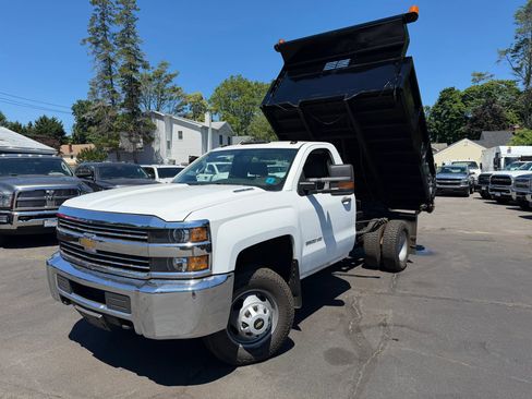 Used 2016 Chevrolet Silverado 3500 W/T w/ WT Convenience Package AWD/4WD image 1