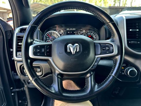 Used 2021 RAM 1500 Big Horn image 31