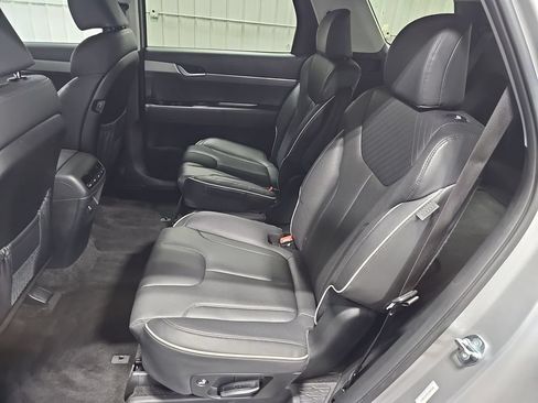 Certified 2025 Hyundai Palisade SEL AWD/4WD image 14