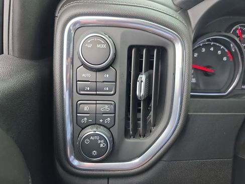 Used 2021 Chevrolet Silverado 1500 LT Trail Boss image 25