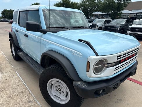 Used 2025 Ford Bronco Heritage Edition AWD/4WD image 8