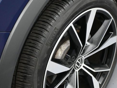 Used 2024 Volkswagen Tiguan SEL R-Line AWD/4WD image 15