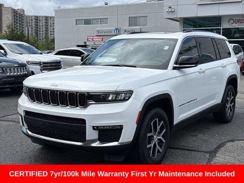 Used 2023 Jeep Grand Cherokee L Limited AWD/4WD image 6