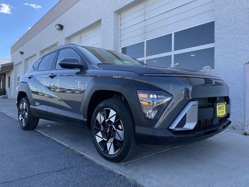 Used 2025 Hyundai Kona SEL image 10