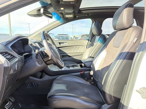 Used 2019 Ford Edge ST w/ Equipment Group 401A image 11