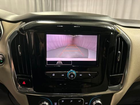 Used 2023 Chevrolet Traverse LS w/ Midnight/Sport Edition image 18