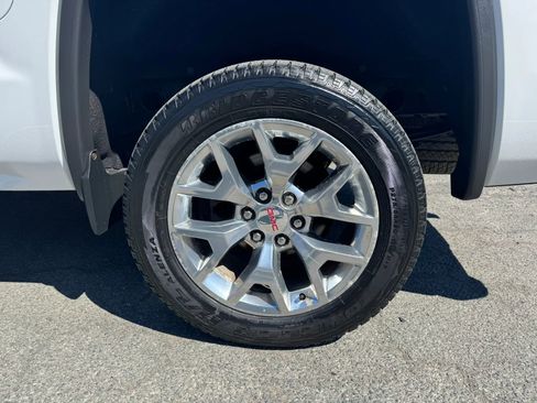 Used 2016 GMC Sierra 1500 SLT w/ SLT Premium Package AWD/4WD image 29