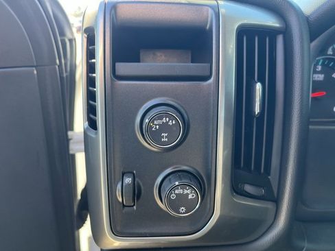 Used 2018 Chevrolet Silverado 1500 LT image 6