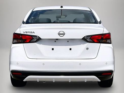 Used 2023 Nissan Versa S FWD image 6