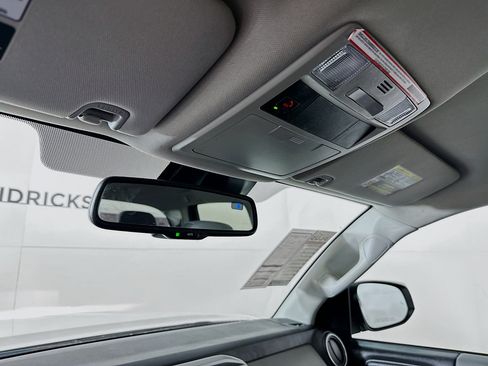 Used 2023 Toyota Tacoma SR image 18