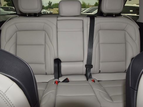 New 2026 Lincoln Nautilus Premier image 27