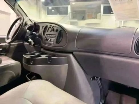 Used 2008 Ford E-350 and Econoline 350 Extended Super Duty image 47