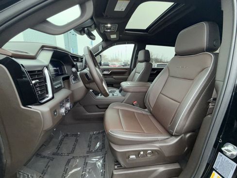 Used 2024 GMC Sierra 2500 Denali w/ Denali Reserve Package image 13