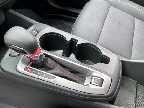 Certified 2025 Chevrolet Trax RS w/ Driver Confidence Package image 17