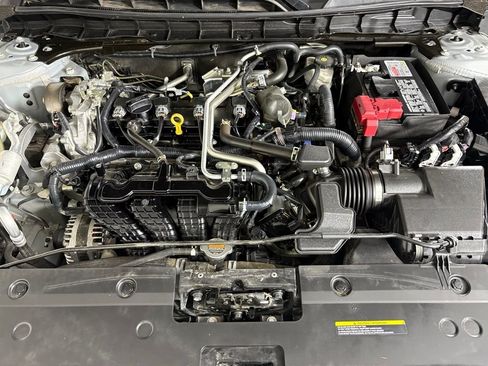 Used 2024 Nissan Altima 2.5 SV FWD image 38