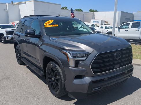 Used 2024 Toyota Sequoia SR5 AWD/4WD image 2