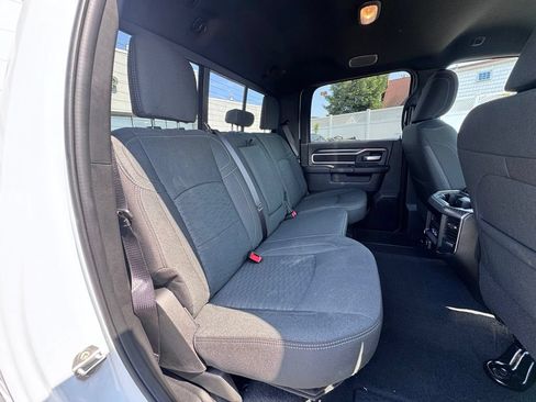 Used 2025 RAM 3500 Big Horn AWD/4WD image 23