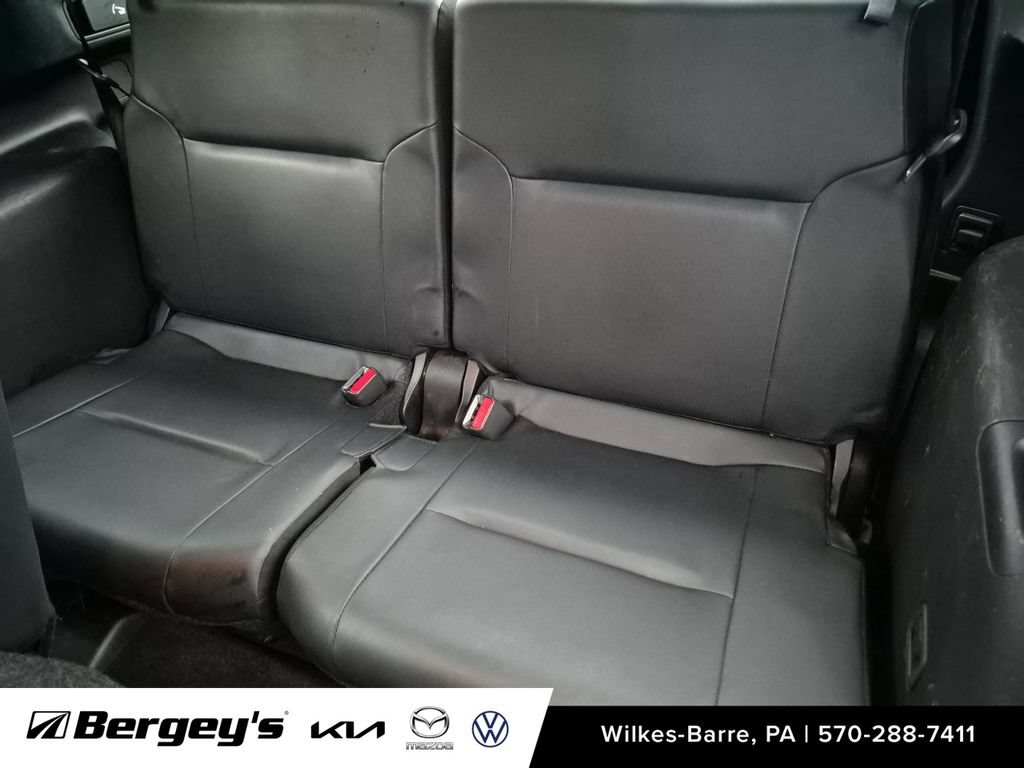 Used 2023 Mitsubishi Outlander SEL AWD/4WD image 24